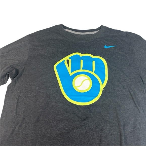 Nike Milwaukee Brewers Shirt Adult Large Gray Regular Fit Baseball Crew Short Sl - Picture 2 of 7